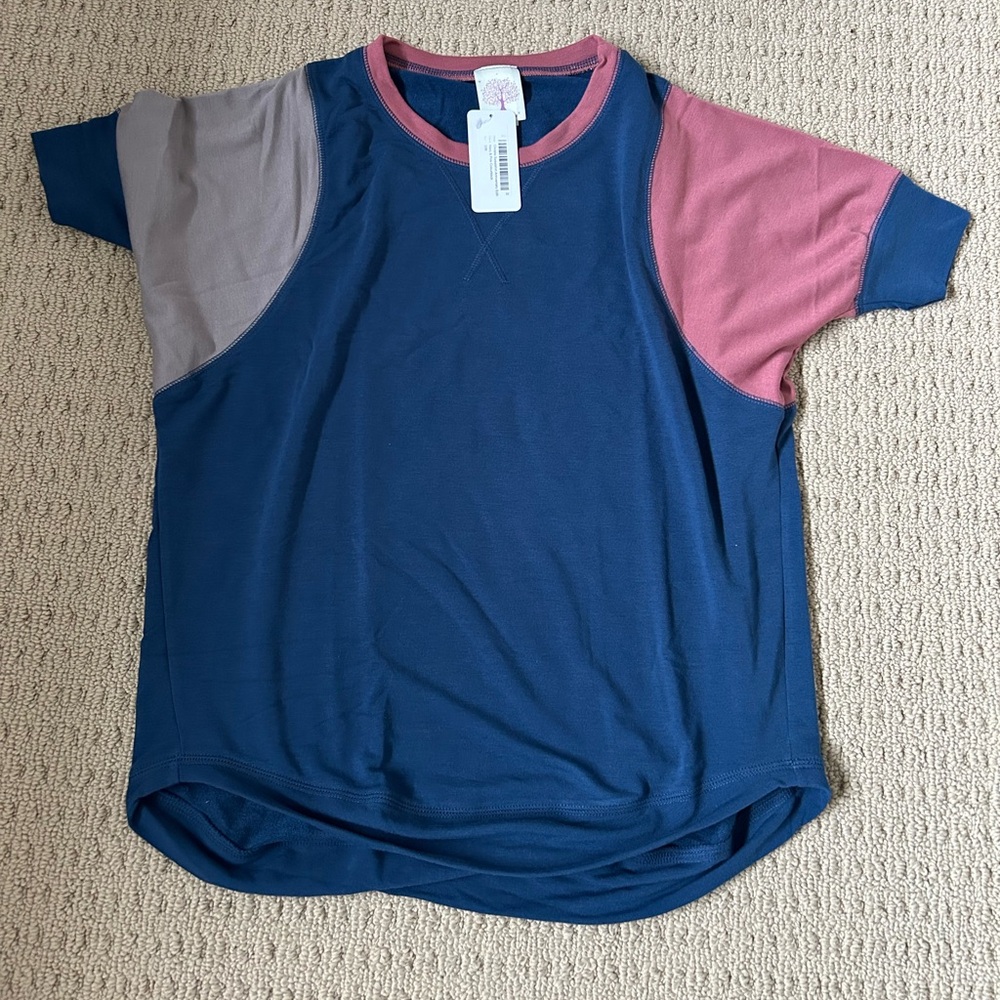 NWT Freeloader Christie shirt from Silver Icing